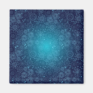 Snowflake pattern magnet