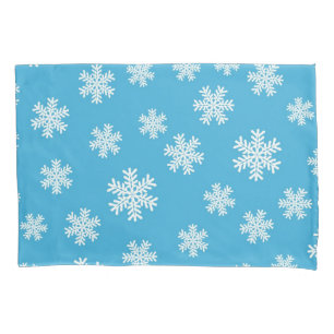 Snowflake pattern pillowcase
