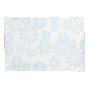 Snowflake pattern pillowcase