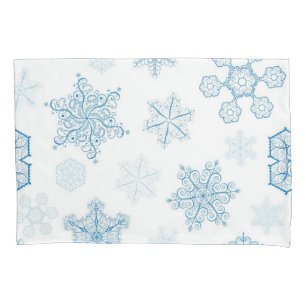 Snowflake pattern pillowcase