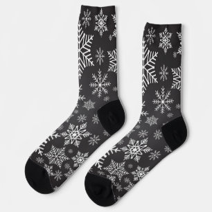 Snowflake pattern socks