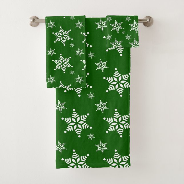 Snowflake Pattern, White Snowflakes, Snow, Green Bath Towel Set (Insitu)