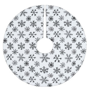 Snowflakes Black and White Pattern Brushed Polyester Tree Skirt
