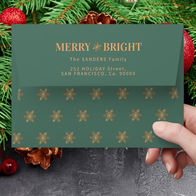 Snowflakes elegant Christmas gold green Envelope (Creator Uploaded)