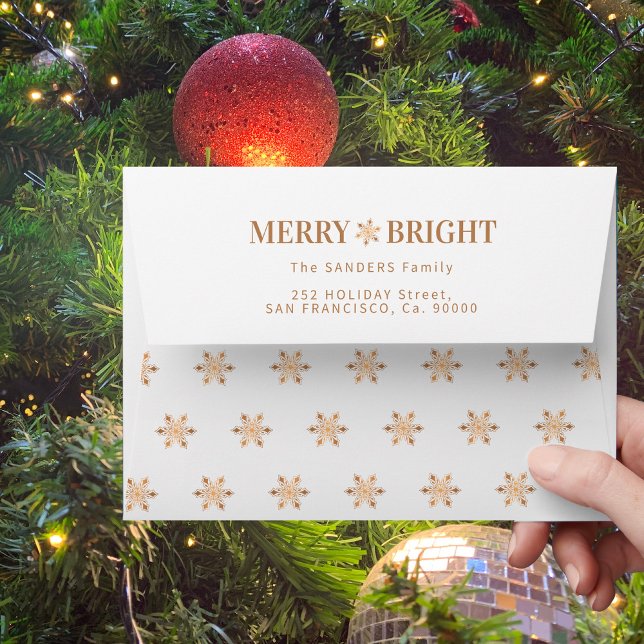Snowflakes elegant Christmas gold white Envelope (Creator Uploaded)