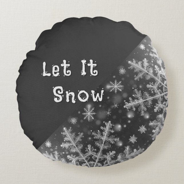 Snowflakes / Hearts / Let It Snow Round Cushion (Front)