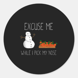 Snowman Cking Nose. Funny Christmas Pun. Boys Men  Classic Round Sticker
