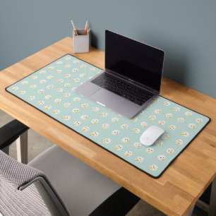 Snowmen Faces Desk Mat