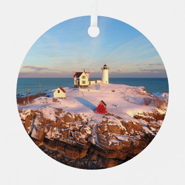Snowy Nubble Lighthouse Metal Tree Decoration (Front)