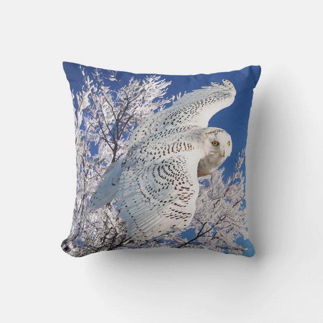 "Snowy Owl" Cushion (Front)