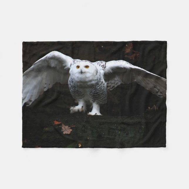 Snowy Owl With Open Wings fbcnm Fleece Blanket (Front (Horizontal))
