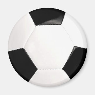 Soccer magnet