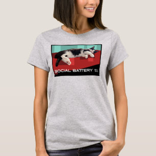 Social Battery 1% Tuxedo Cat Meme – Sleepy Cat T-Shirt