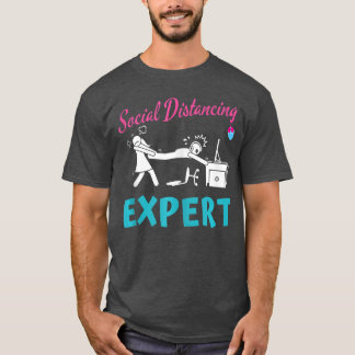 Social Distancing Epert Gaming Vintage Video Gamer T-Shirt
