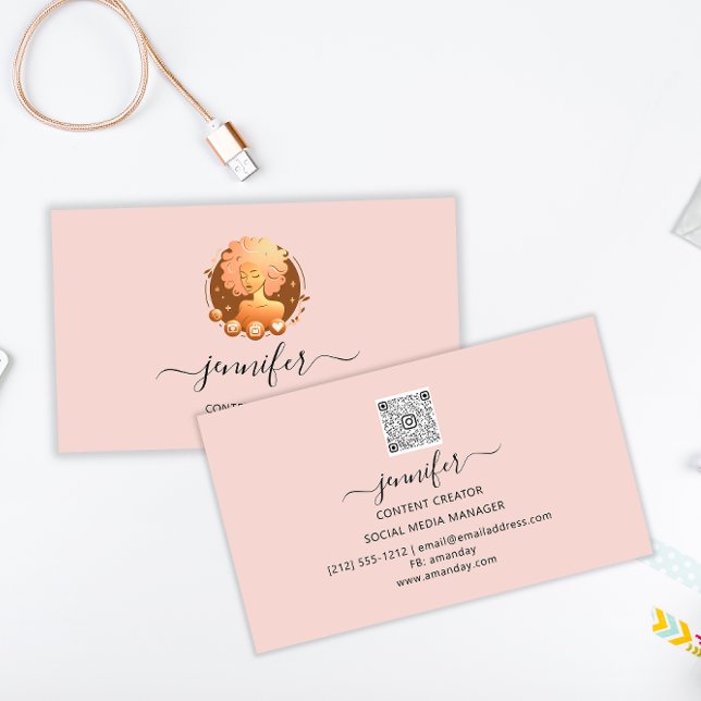 Social Media Manager Content Creator Logo QR Pink Business Card (Social Media Manager Content Creator Logo QR Pink Business Card)
