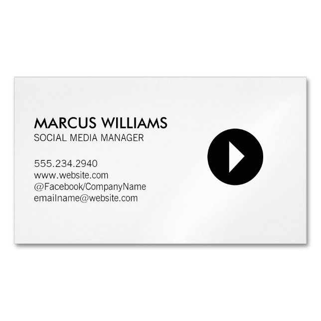 Social Media Manager Play Icon Magnetic Business Card (Front)