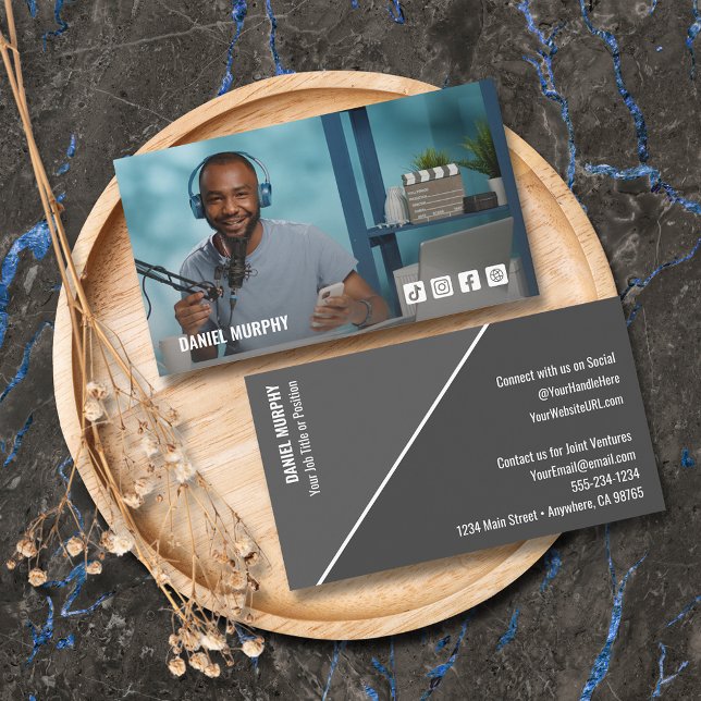 Social Media Profile Photo Business Card (Creator Uploaded)