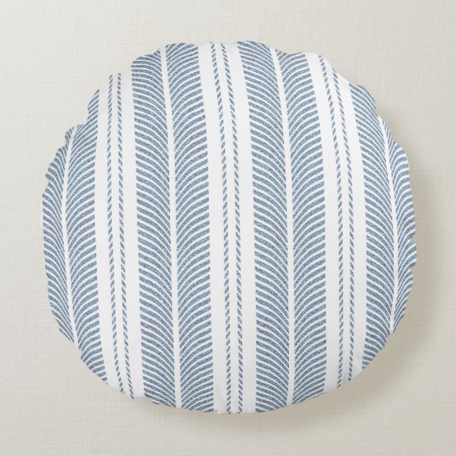 Soft Blue Herringbone Fern Striped Pattern Round Cushion (Front)