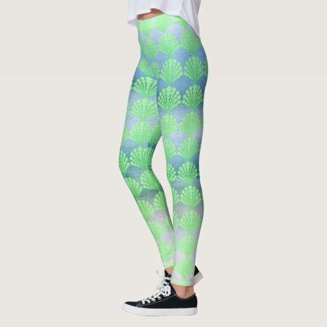 Soft Green Diamond Seashells Leggings (Left)