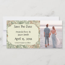 Soft Green Vintage William Morris Honeysuckle