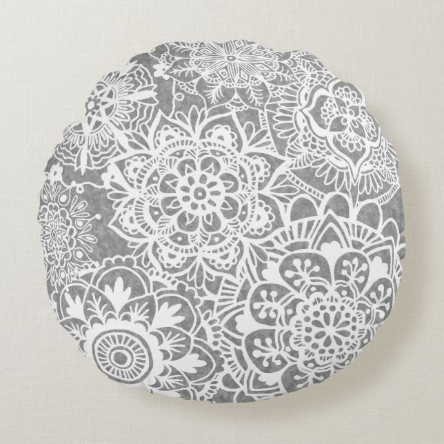 Soft Grey and White Mandala Pattern Round Cushion (Front)