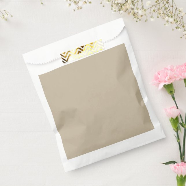 Soft Light Beige Background – Wedding Design Favour Bags (Sealed)