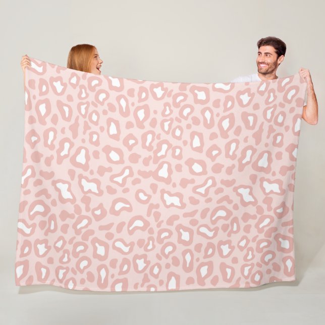 Soft Pink Leopard Fleece Blanket (In Situ)