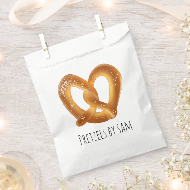 Soft Pretzel With Salt Favour Bags (Clipped)