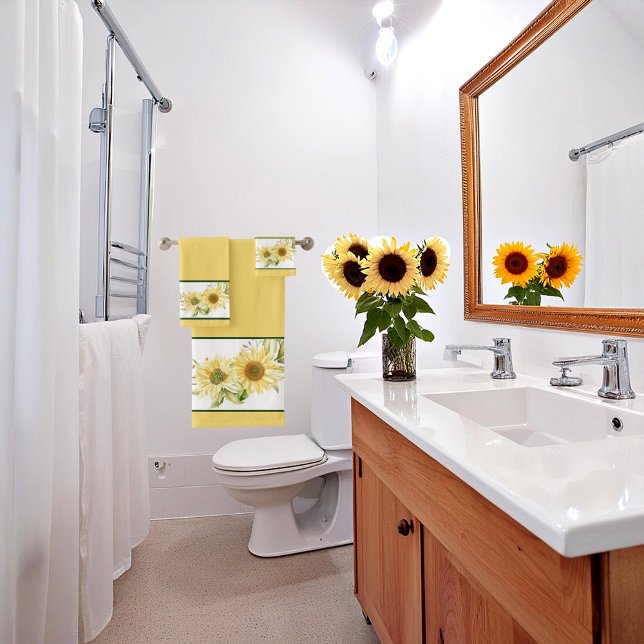 Soft watercolor sunflowers  bath towel set (Creator Uploaded)