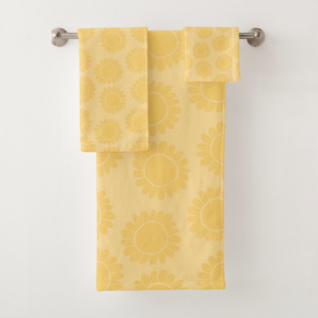 Soft Yellow Sunflower Bloom 1 Bath Towel Set (Insitu)