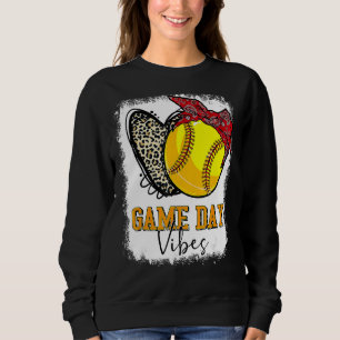 Softball Game Day Vibes Leopard Heart Headband Mum Sweatshirt