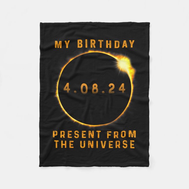 Solar Eclipse 2024 Birthday Present 4.8.24 Totalit Fleece Blanket (Front)