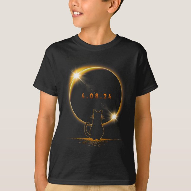 Solar Eclipse T Cat Wearing Solar Eclipse Glasses  T-Shirt (Front)