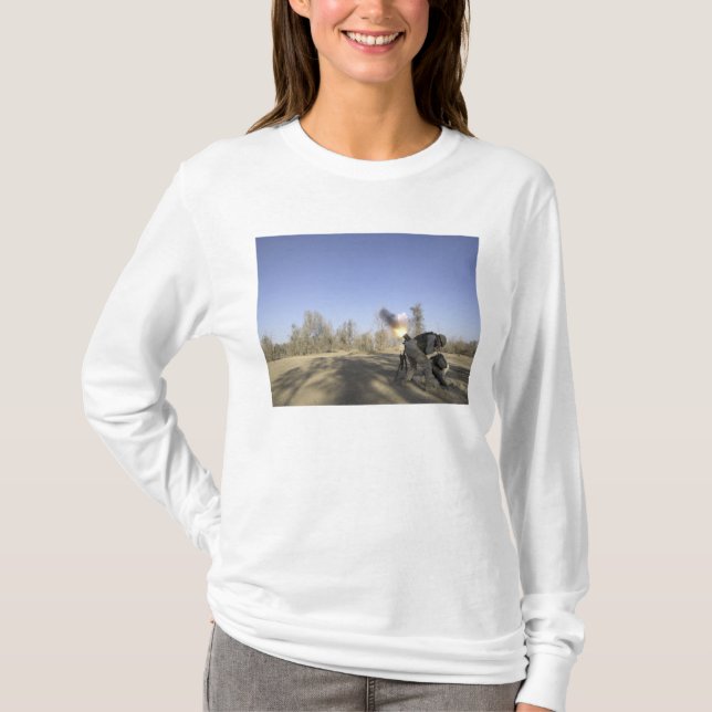soldiers 2 T-Shirt (Front)