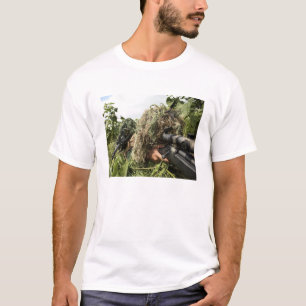 Soldiers dressed in ghillie suits T-Shirt