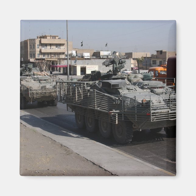 soldiers patrolling magnet (Front)