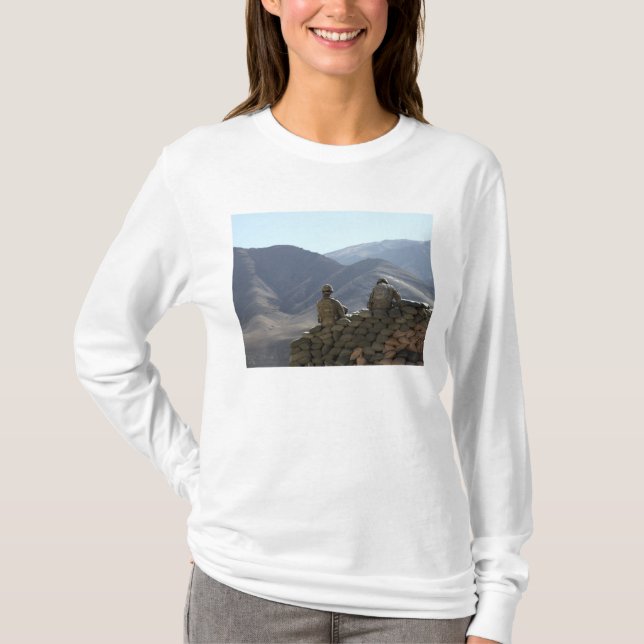 soldiers run communications equipment T-Shirt (Front)