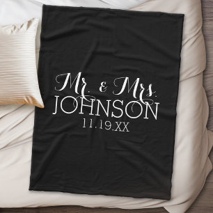 Solid Colour Black Mr & Mrs Wedding Favours Fleece Blanket