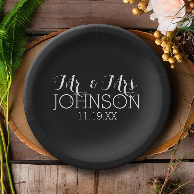 Solid Colour Black Mr & Mrs Wedding Favours Paper Plate (Personalized Wedding and Anniversary Party Plates)