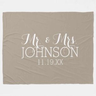 Solid Colour Linen Beige - Mr & Mrs Wedding Favour Fleece Blanket
