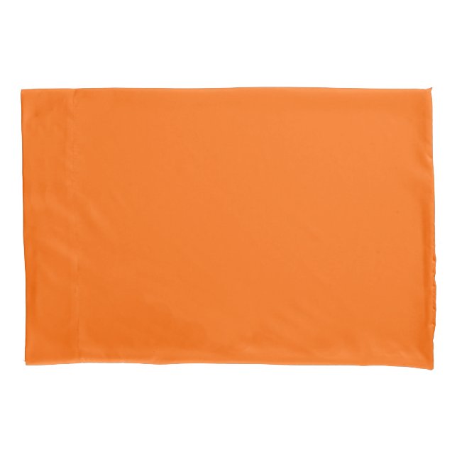 Solid colour orange pillowcase (Front)