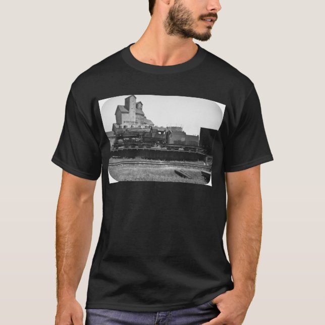 Soo Line Engine at Manitowoc T-Shirt (Front)