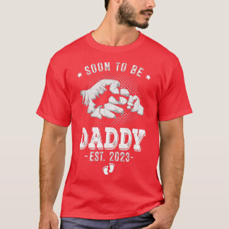 Soon o Be Daddy Est 2023 Pregnancy Announcement  T-Shirt