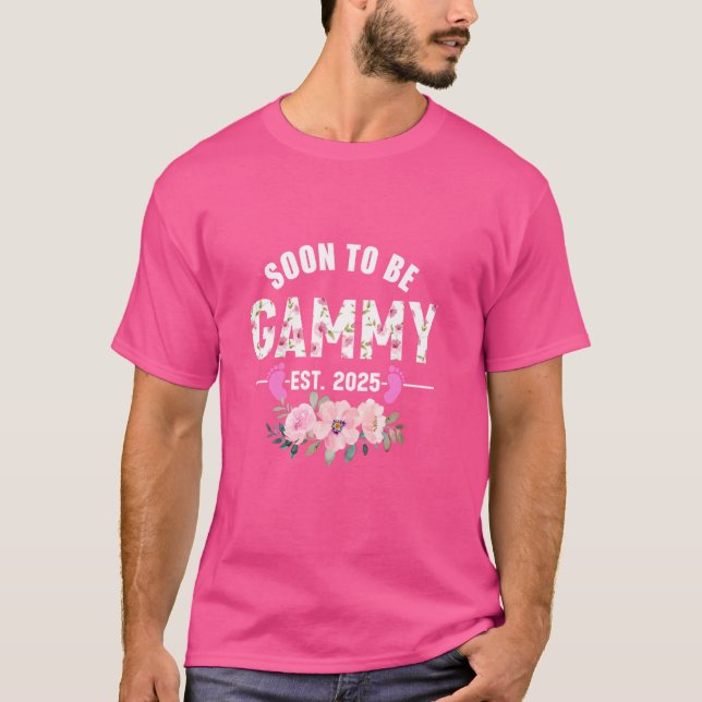 Soon to be Gammy Est 2025 Gifts First Time Grandma T-Shirt (Front)