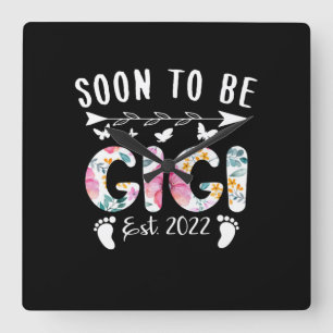 Soon To Be Gigi Est 2022 Floral New Grandma Mother Square Wall Clock