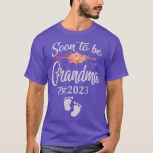 Soon to be Grandma 2023 Mother's Day For New Gran T-Shirt