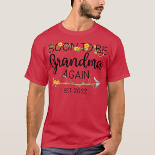 Soon To Be Grandma Again Est 2022 Women First Time T-Shirt