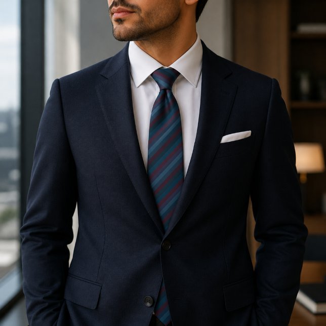 Sophisticated Diagonal Striped Pattern Tie (Creator Uploaded)