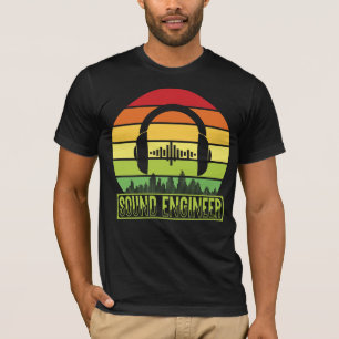 Sound engineer retro sunset headphones levels T-Shirt
