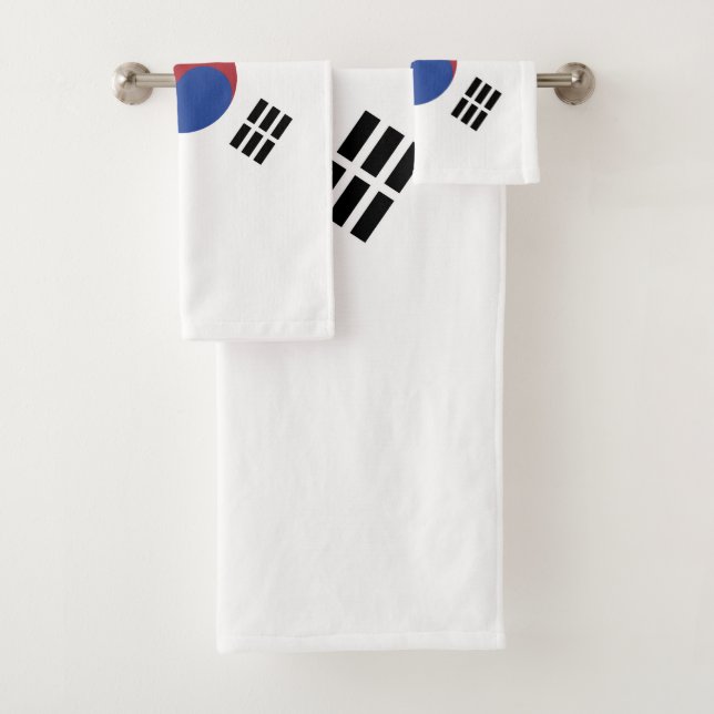 South Korea flag Bath Towel Set (Insitu)